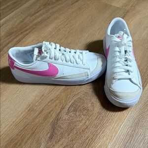 Nike Kids White Sneakers with Pink Accents